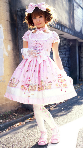 Sweet Lolita, Lolita Fashion Wiki